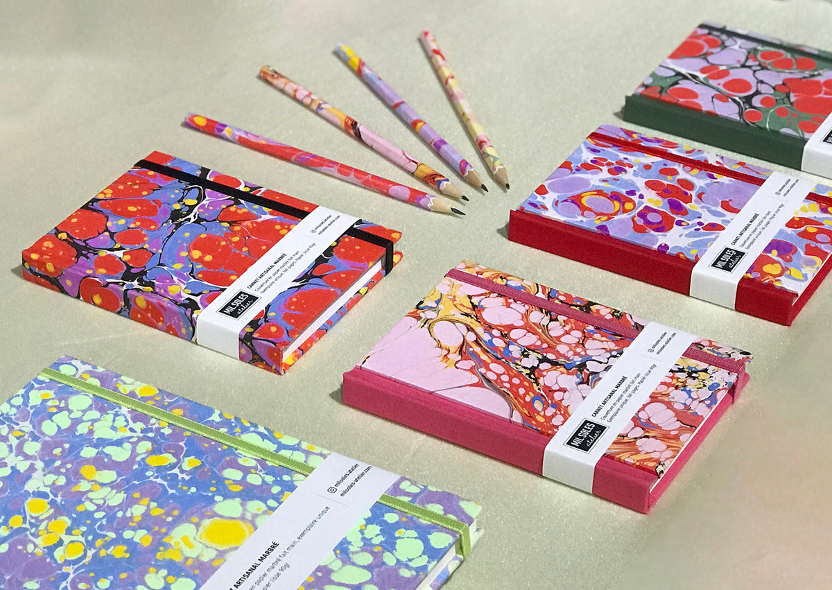Journal marbré - Rouge, jaune et lilas