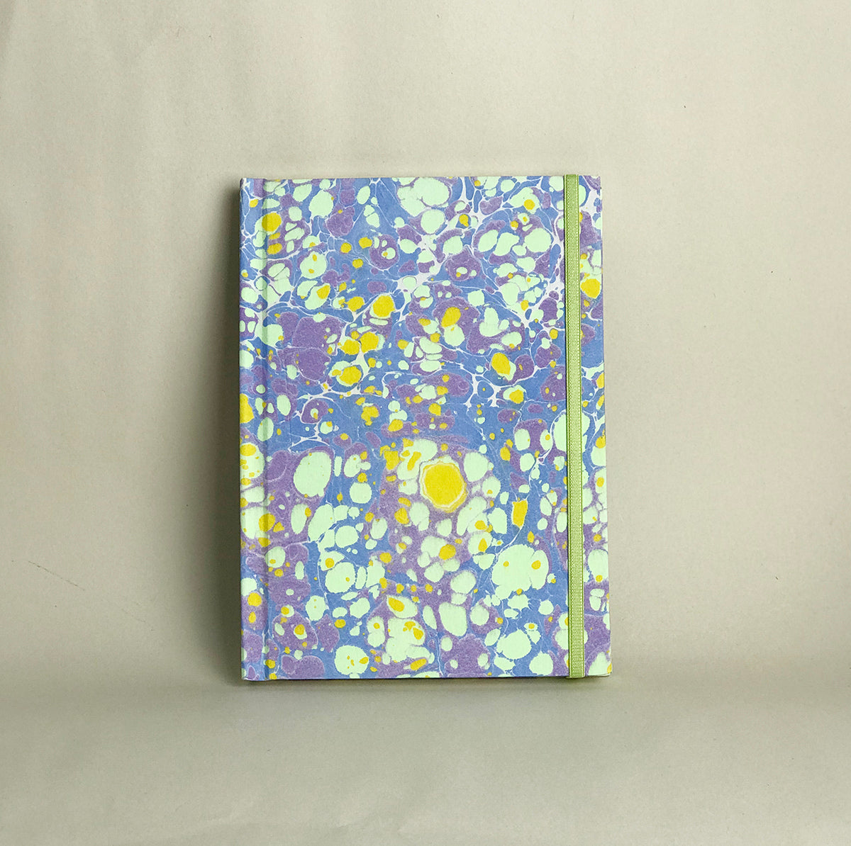Carnets grands lilas et vert fluo